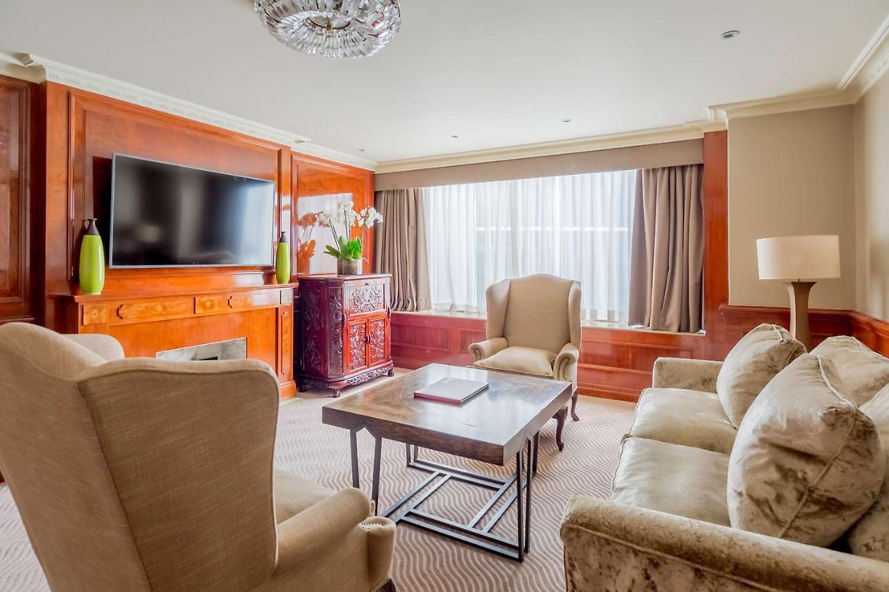 Radisson Blu Hotel, London Heathrow 히드로 외부 사진