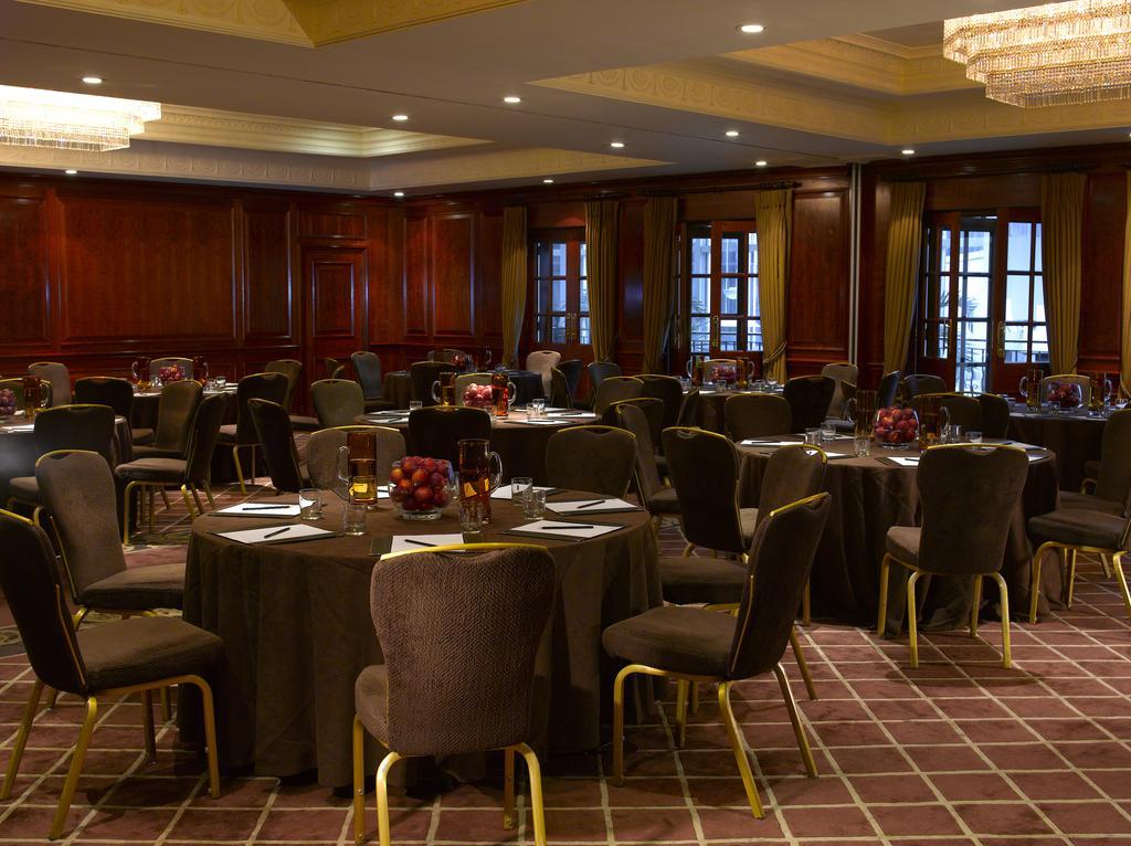 Radisson Blu Hotel, London Heathrow 히드로 외부 사진